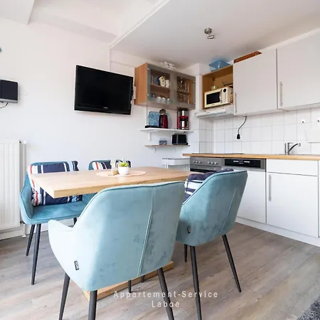 Kapitaenshaus W16 E Apartmán Laboe