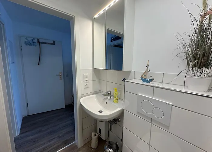 Kapitaenshaus W16 E * Laboe