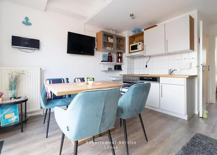 Kapitaenshaus W16 E Appartement Laboe