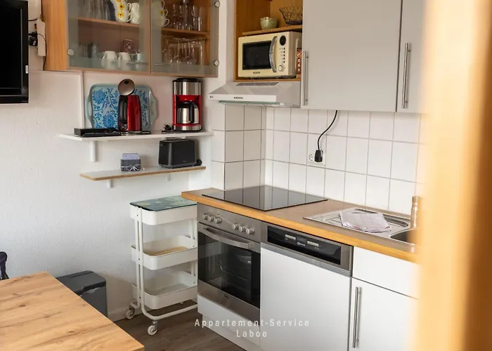 Kapitaenshaus W16 E *
